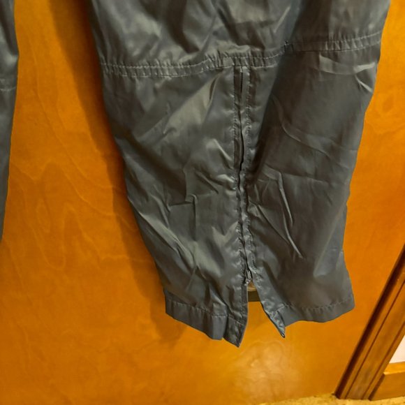 Nike Lined Jogging Pants Gray with Zipper‎ Legs - Picture 12 of 13